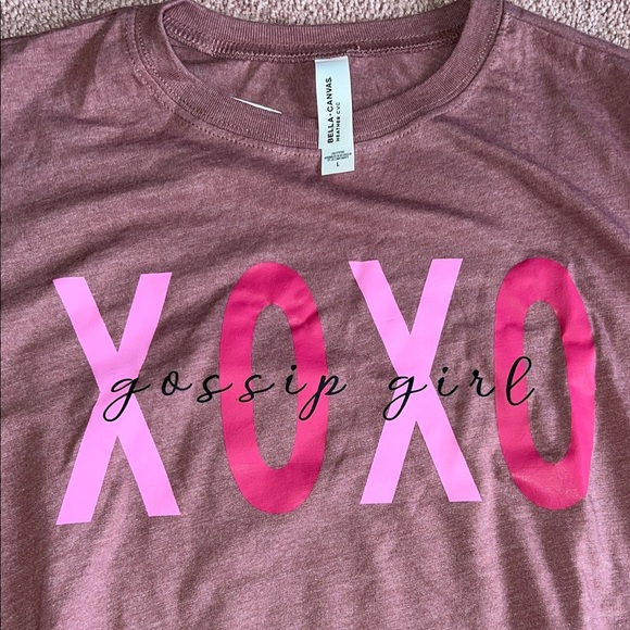 Bella Canvas Heather CVC Shirt in Pink - Picture 3 of 4